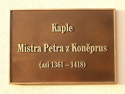 Pamětní deska Mistra Petra z Koněprus